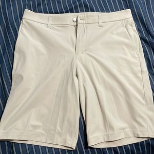 Lululemon Commission Short 34’